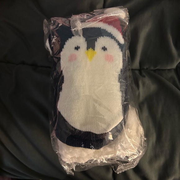 Accessories - Penguin Fuzzy Socks --one size fits most